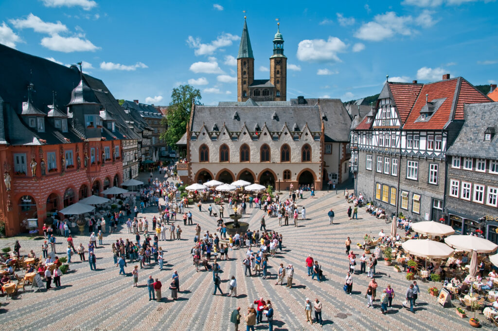 Harz - Altstadt, Marktplatz im Sonnenschein